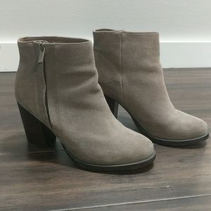 Urban Outfitters Suede/Leather Block Heel Booties